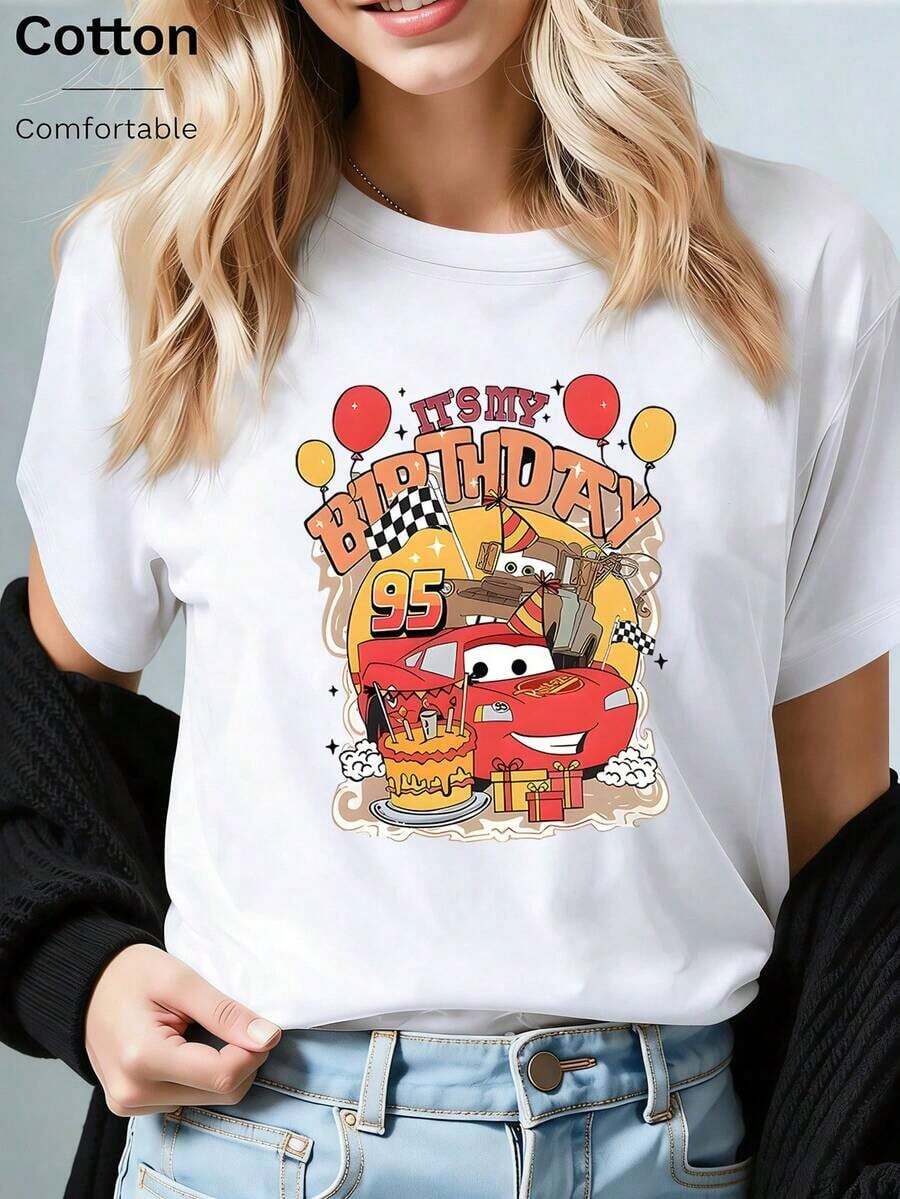 Disney Loose Fit "Cars" Lightning McQueen "IT'S MY BIRTHDAY" Birthday Themed Printed T-Shirt, Suitable For Summer And Spring, Short Sleeved Tops, Women's Clothing, Holiday Gift Party Clothing.Disneys Disneyland Paris The Magic Kingdom Disneyesque B6Holiday Gifts Valentine's Day Gifts Earth Day Gifts Oktoberfest Gifts Summer Bank Holiday Gifts - 白色 - 查看 1