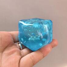捏压减压软橡胶玩具压力球，3.5厘米/1.38英寸，内含雪花，带来极致柔和冰凉的触感，雪花造型安静美观，方形设计，舒缓焦虑，回弹缓慢，可作为课堂奖励，帮助平静情绪。 - 藍色 - 查看 12