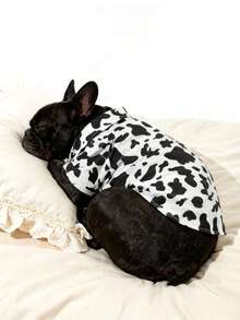 LUCKIE LABO 1 pieza Camisa de mascota con estampado de vaca, pijama de perro de moda casual con botones, adecuado para uso en interiores y exteriores para gatos y perros - Blanco y Negro - Ver 6