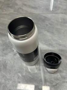 32oz Botella de agua deportiva de acero inoxidable aislada con pajita, adecuada para deportes, viajes y escuela; Taza de viaje de metal aislada al vacío de gran capacidad de 32oz, mantiene caliente/frío durante horas, a prueba de sudor; Botella de agua portátil de 32oz, adecuada para actividades al aire libre, campamento, conducción, gran regalo de cumpleaños y Navidad para entusiastas del fitness. - Multicolor - Ver 5