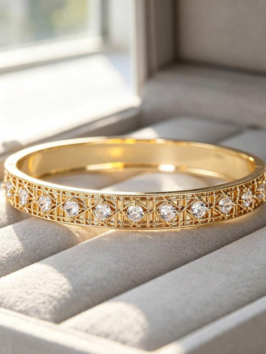 1pc Vintage Style Bracelet, Lace Pattern Rhinestone Inlaid Design, Luxury Elegant Bracelet - Bracelet - View 1