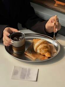 1pc Ins Style Stainless Steel Wavy Oval Tray, Retro Niche Dessert Plate, Minimalist Oval Plate, Suitable For Cafe, Cake, Afternoon Tea, Applicable To Restaurant, Living Room, Home, Wedding, Gathering, Party. Silver Color, Deep Dish, Oval Plate - Silver - View 10