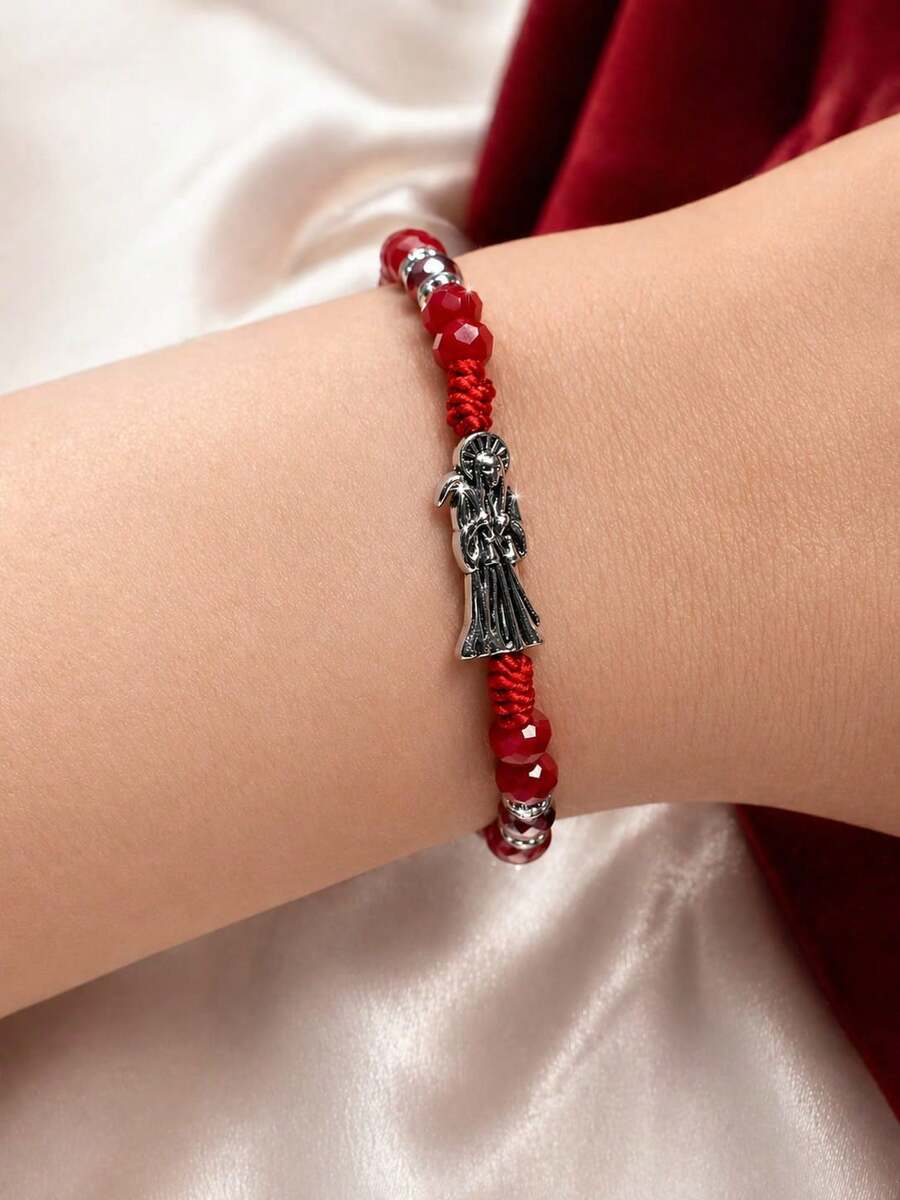 Pulsera Roja de la Santa Muerte , amor , pasión y protección en una sola pieza, esta diseñada para atraer el amor , fortalecer vínculos y potenciar tu energía emocional. Con cristales brillantes , hilo ajustable y dije en tono plata, combina estilo y significado espiritual. - Rojo - Ver 1