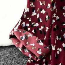 Vestido de gasa floral vintage talla grande para mujer|   Estilo acampanado cosido en la cintura con cuello en V, aspecto elegante que reduce la edad a la moda - Rojo - Ver 2