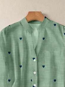 Camisa de mujer de manga larga con botones y bolsillos, con estampado romántico de corazones, adecuada para otoño, invierno y primavera - Verde - Ver 7