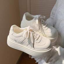 Women Skateboarding Shoes - Beige - View 1