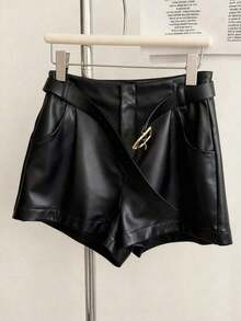 Pantalones cortos plisados de unicolor de piel de PU para mujer, estilo casual y de oficina - Negro - Ver 5