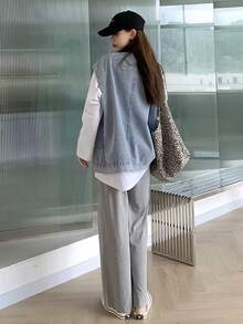 Áo khoác denim nữ, kiểu dáng thời trang, áo khoác không tay dáng rộng cho mùa thu. - Màu xanh lam - Xem 3