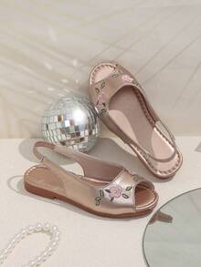 Giày sandal mùa hè cho bé gái thêu hoa, giày công chúa hở mũi kiểu retro, giày mềm mại chống trượt với quai thun, giày trẻ em thường ngày. - Rượu sâm banh - Xem 6