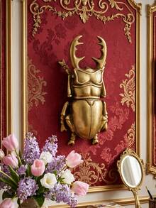 1PC Gold Stag Beetle Shaped Decorative Hanging Ornament, European Vintage Insect Relief Wall Decor, Bohemian Style Animal Resin Wall Hanging, Entryway 3D Pendant, Stag Beetle Ornament, Artistic Wall Decor, Gilded Beetle Figurine, Palace Wall Decor, Suitable For Bedroom, Living Room Background Wall Decoration, Study Wall Hanging, Photography Background Prop, Niche Artistic Style Soft Furnishing, Insect Shaped Pendant, Gift Present - Gold - View 2