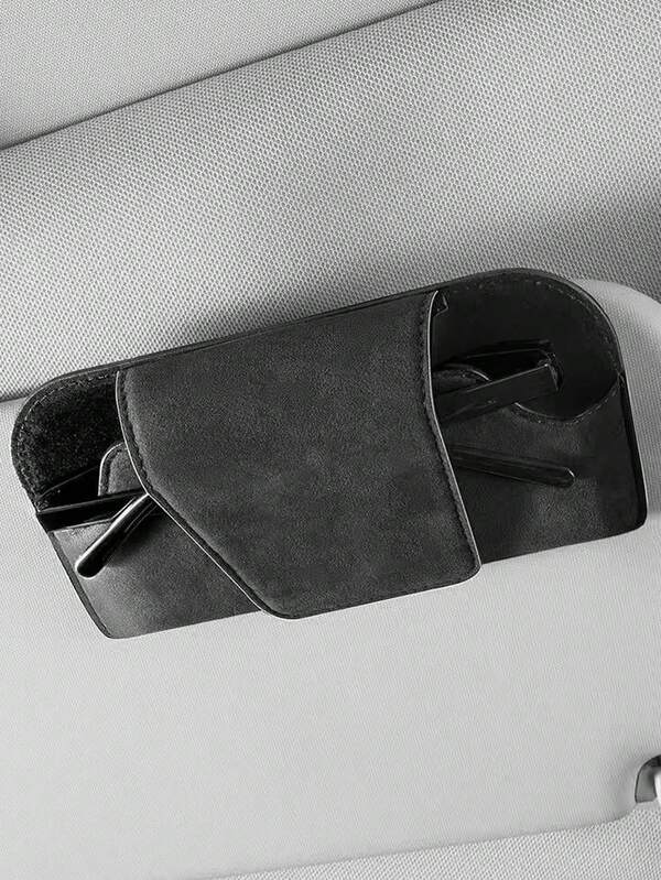 Car Sun Visor Glasses Holder, Suede-Like Microfiber Fashion Glasses Clip, Flip Cover Design, One-Hand Operation, Fits Most Car Sun Visors, Anti-Scratch Glasses Storage Organizer Box, Car Glasses Case, Fashion Glasses Storage Box