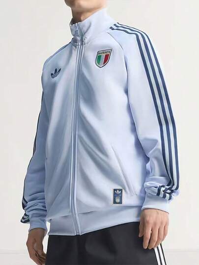  Chaqueta deportiva retro de entrenamiento adidas Originals para el Mundial de Italia 2026, color azul claro para hombre JY9630