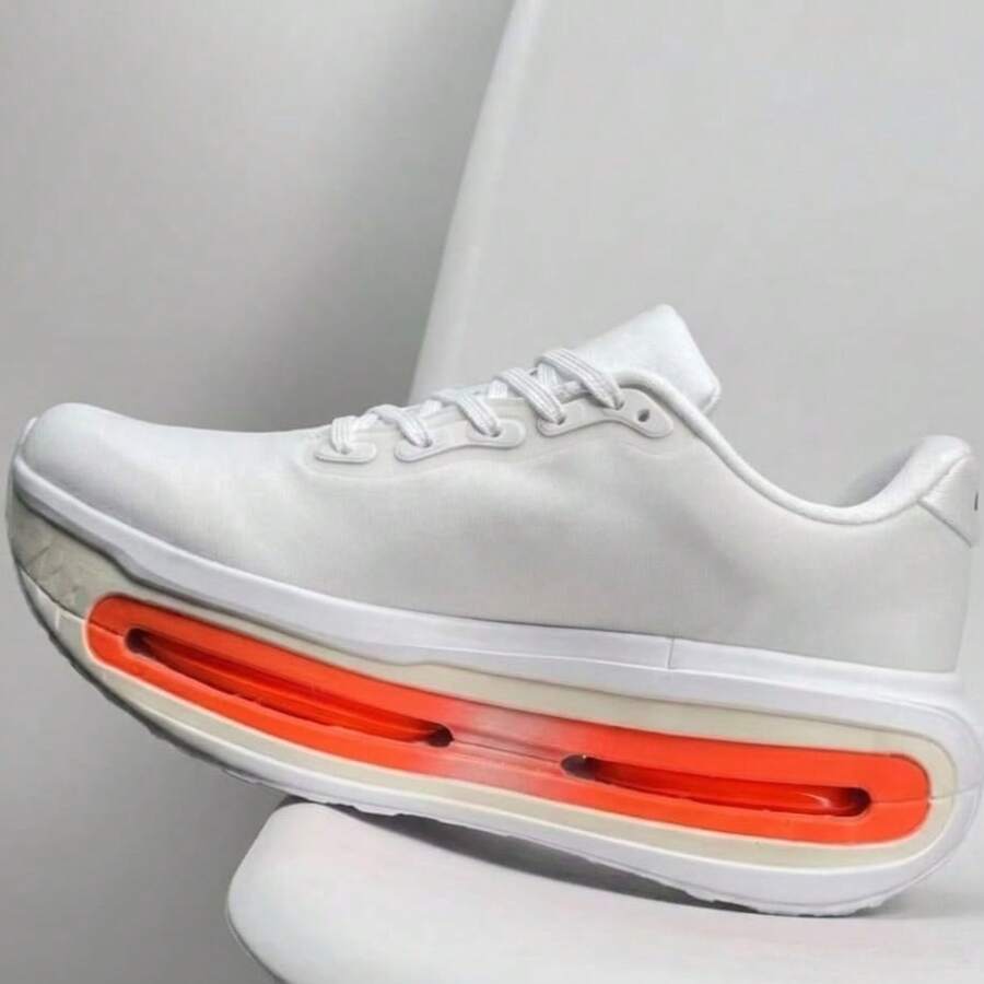 NK Running Vomero Premium Tennis Shoes With Soft Cushioning, Ideal For Gym, Training, And Men's Sports Shoes With Lace-Up Closure And Eyelets. - 白色和橙色 - 查看 1