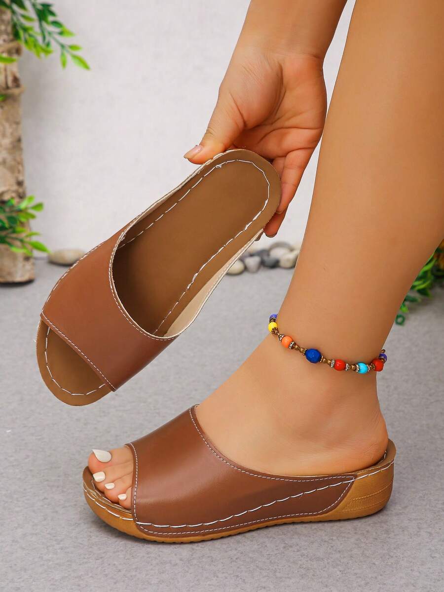 Sandal Wanita Ukuran Besar dengan Sol Tebal dan Hak Wedges, Ujung Bulat, Warna Solid, Ukuran Plus, Cocok untuk Ukuran Lebar, Sandal Musim Panas Wanita Warna Cokelat, Gaya Liburan, Pakaian Sehari-hari, Kasual, Belanja, Pantai, Sandal Cokelat, Sepatu Wanita Ukuran Plus, Hadiah Hari Ibu, Sandal Cokelat, Sandal untuk Wanita, Sandal untuk Kaki Lebar - PU Cokelat - View 1