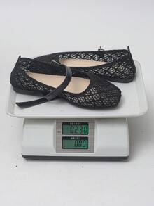 大尺碼 35-43 女款黑色網面方頭平底鞋，春/秋季新款時尚休閒戶外低筒瑪麗珍芭蕾舞鞋，單條帶扣設計，優雅舒適，適合搭配裙裝，母親節禮物 - 黑底網紗-大黑菱格 - 查看 10