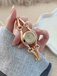1pc New Fashion Women's Watch, Elegant Triangular Dial, Business Quartz Watch, Suitable For Daily Life, Parties And Banquets - Gold - View 4
