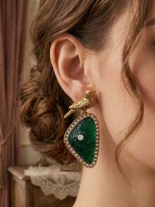 1 Pair Women's Fashion Jewelry Bird Earrings, Copper Alloy Material, Green, Blue, Red Three Colors Lava Resin, Vintage Antique Distressed Metal Texture, Gorgeous Sparkling Accessories With A Solemn Feel - Multicolor - View 4