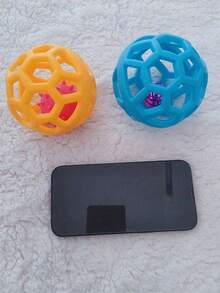 互动宠物玩具球，TPR空心咀嚼球带铃铛，耐用发声磨牙玩具，适用于猫狗 - 彩色 - 查看 10