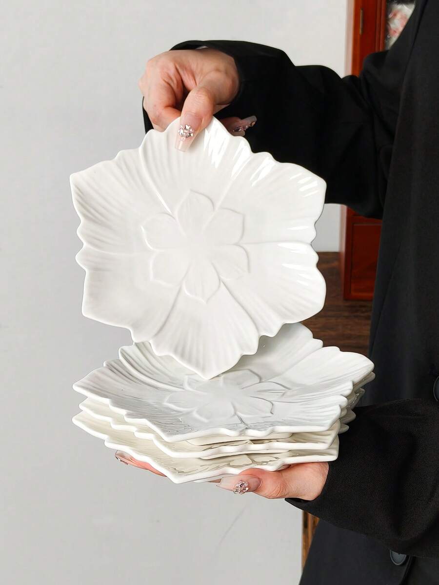 1pc/2pcs/4pcs French Ins Style Pure White Ceramic Embossed Flower 6-Inch Plate, Dessert Cake Plate, Appetizer Pickle Plate, Fruit Candy Snack Plate, Suitable For Home And Commercial Use, Microwave, Dishwasher, Oven