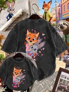 Disney Zootopia Nick Judy Pink Love Background Cute Interactive Style Decoration Before And After Printing Disney Authorized Cartoon Printing Design  Oversized Fashion Old T-Shirts, Street Style Retro Fashion Lovers In Spring And Summer Of 2026 Popular Old T-Shirts Unisex, Excellent Gifts. - màu đen - Xem 1