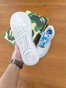 A BATHING APE Bape 休閒滑板鞋 對比色星星 Logo 亮面休閒中性鞋 白色藍色塗鴉 - 塗鴉白藍 - 查看 6