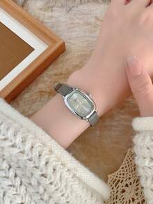 1pc Vintage Style Adjustable Leather Strap Quartz Women's Watch, Oval Roman Numeral Dial, Compact Design Suitable For Daily Wear, Birthday Gift - Grey - View 8