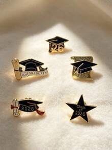 1/5/6 Pcs Creative 2026 Graduation Season Doctoral Cap Design, Combining Numeric/English Slogan Metal Badge, Zinc Alloy Dip Oil Bachelor Cap Commemorative Gift, Student Fashion Bachelor Uniform, Hat, Bag Gift Brooch, Graduation Party Gift,Fathers Day Gift,Festival - Multicolor - View 3
