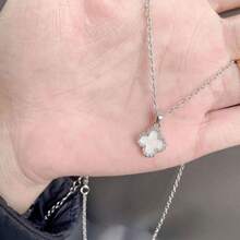 Clover Sweater Chain/Autumn & Winter Collarbone Chain - 隨機 - 查看 7