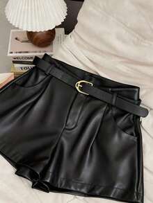 Pantalones cortos plisados de unicolor de piel de PU para mujer, estilo casual y de oficina - Negro - Ver 4