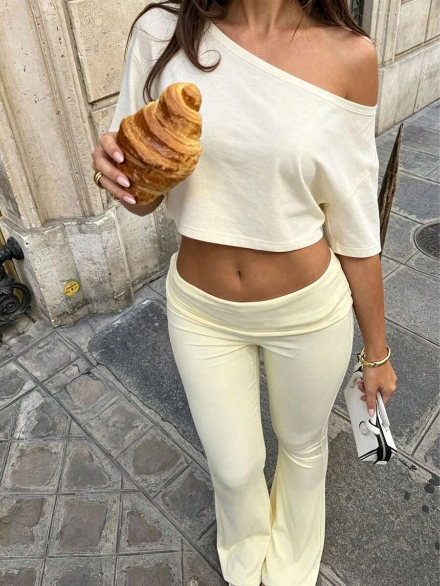 1pc Solid Color Asymmetric-Shoulder Cropped T-Shirt, Casual & Date Wear, Spring/Summer - Apricot - View 1