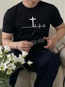 100% Pure Cotton, Breathable And Gentle On The Skin. Classic Crew Neck Design, Slim Fit, And Flattering For All Body Types. Fashionable Print With A Minimalist Style And High-Quality Finish. Unisex Design Perfect For Matching Outfits, Ideal For Everyday Wear, Dates, Leisure, And Streetwear – Versatile And Timeless. - 黑色 - 查看 2