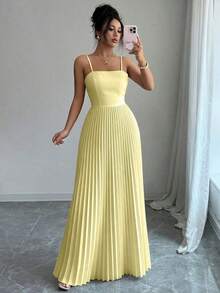 Vestido largo de mujer de unicolor, plisado, elegante, con cintura ceñida y tirantes, adecuado para fiestas y salidas - Amarillo claro - Ver 5
