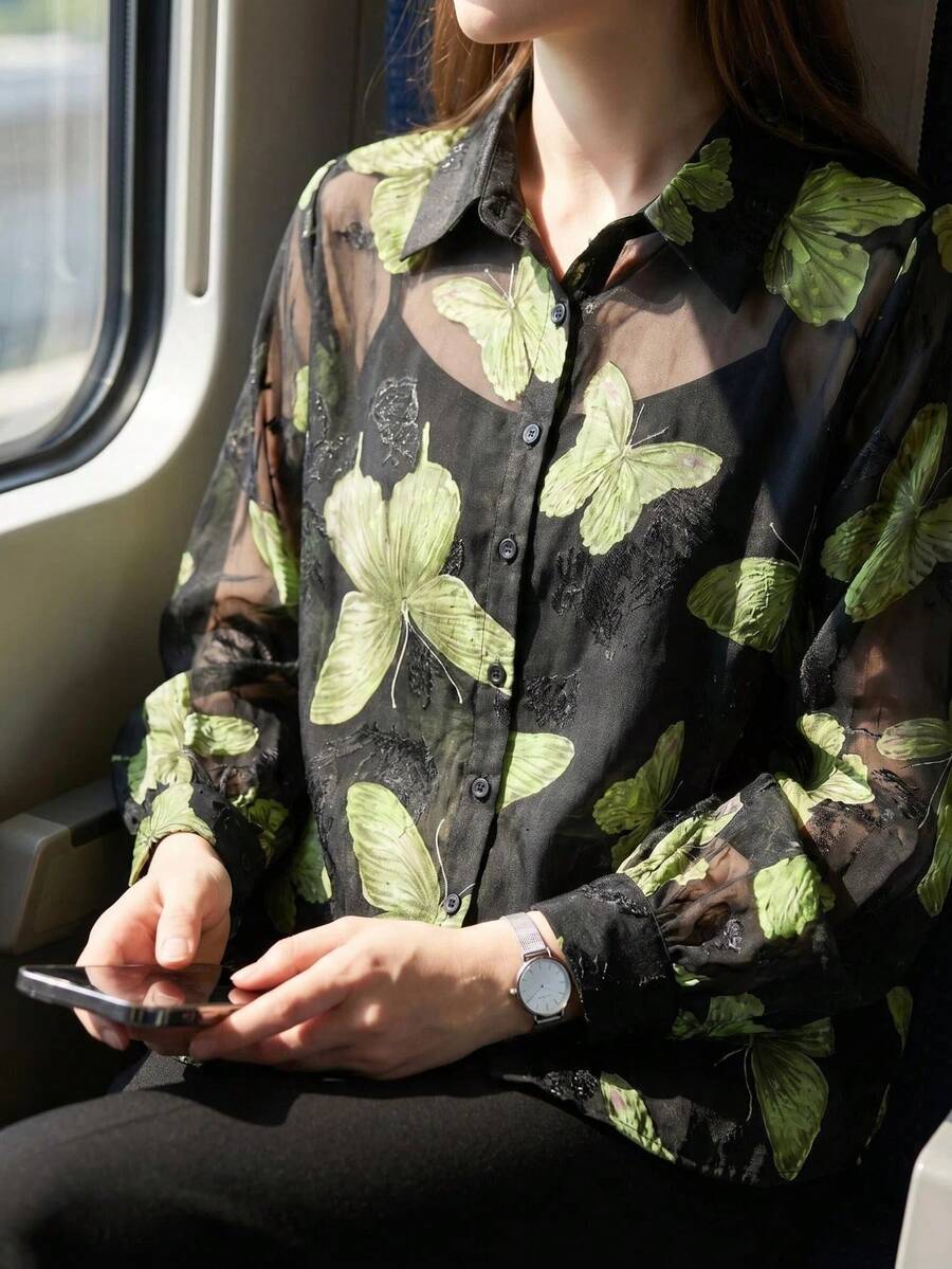 女士黑色薄纱蝴蝶印花长袖衬衫，优雅休闲上衣，夏季度假服饰