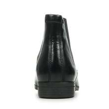 Clarks Men's Gilmore Black Leather Chelsea Boots - Black - View 3