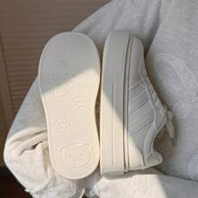 Women Skateboarding Shoes - Beige - View 10