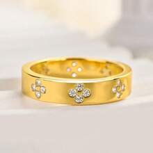 Nhẫn hình cỏ bốn lá tối giản, mạ vàng 18K đính đá Zirconia, nhẫn cưới sang trọng tinh tế dành cho nữ. - Vàng - Xem 2