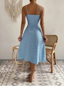 Vestido floral con tiras y busto fruncido y abertura en el muslo – Vestido sexy de verano - Azul - Ver 4