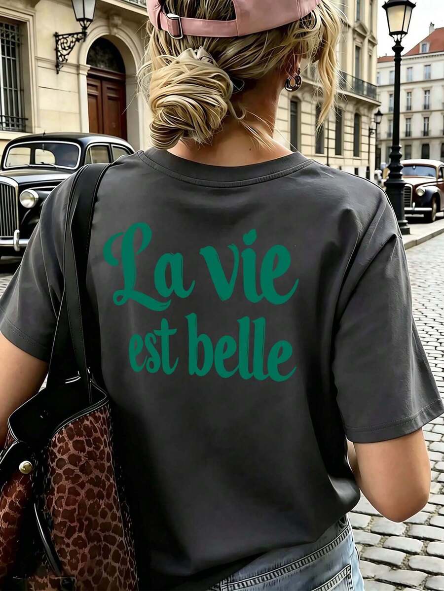 T-shirt blanc à manches courtes et col rond pour femmes avec imprimé de lettres françaises vertes, style de rue décontracté d'été, coupe ample et confortable pour un port quotidien - Gris foncé - Voir 1