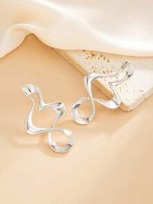 1 Đôi bông tai rỗng bất đối xứng phóng khoáng theo phong cách tối giản Âu-Mỹ, được thiết kế riêng theo yêu cầu, làm từ hợp kim đa năng, phù hợp cho phụ nữ đeo hàng ngày và tham dự các bữa tiệc, họp mặt, v.v. - Bạc - Xem 3