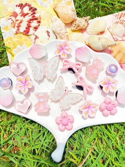 20pcs Cute Pink Y2K Girly Shoe Accessories (Bowknot, Teddy Bear, Heart, Petal, Flower) Suitable For Women Shoes, Sandals, Slippers, Garden Shoes DIY Decor, Great Birthday, Party, Holiday Gift