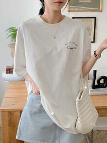 Women's Loose-Fitting, Casual Summer T-Shirt With Letter Print, Bow Detail, Round Neck, And Drop Sleeves. Cute, Oversized Graphic Tee. Y2K Style,  Style, New For 2026, Cute Style, Casual Style. 180g (Sizes S-XXXL) - 白色的 - 查看 4