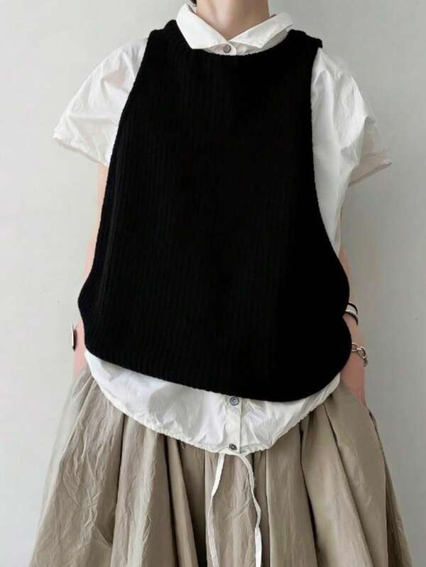 Plus Size Women's Solid Color Round Neck Sleeveless Knit Vest, Loose Vintage Slouchy Basic Knit Top, Plus Size Sweater Vest Black