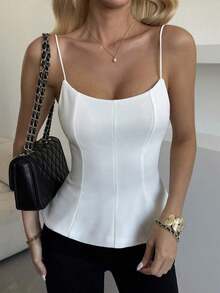 2026 Nueva primavera Negro Top de camisola Y2K para mujer, cuello cuadrado francés ajustado con volante en el bajo, elegante top corto sin mangas con espalda abierta, casual de verano - Blanco - Ver 5