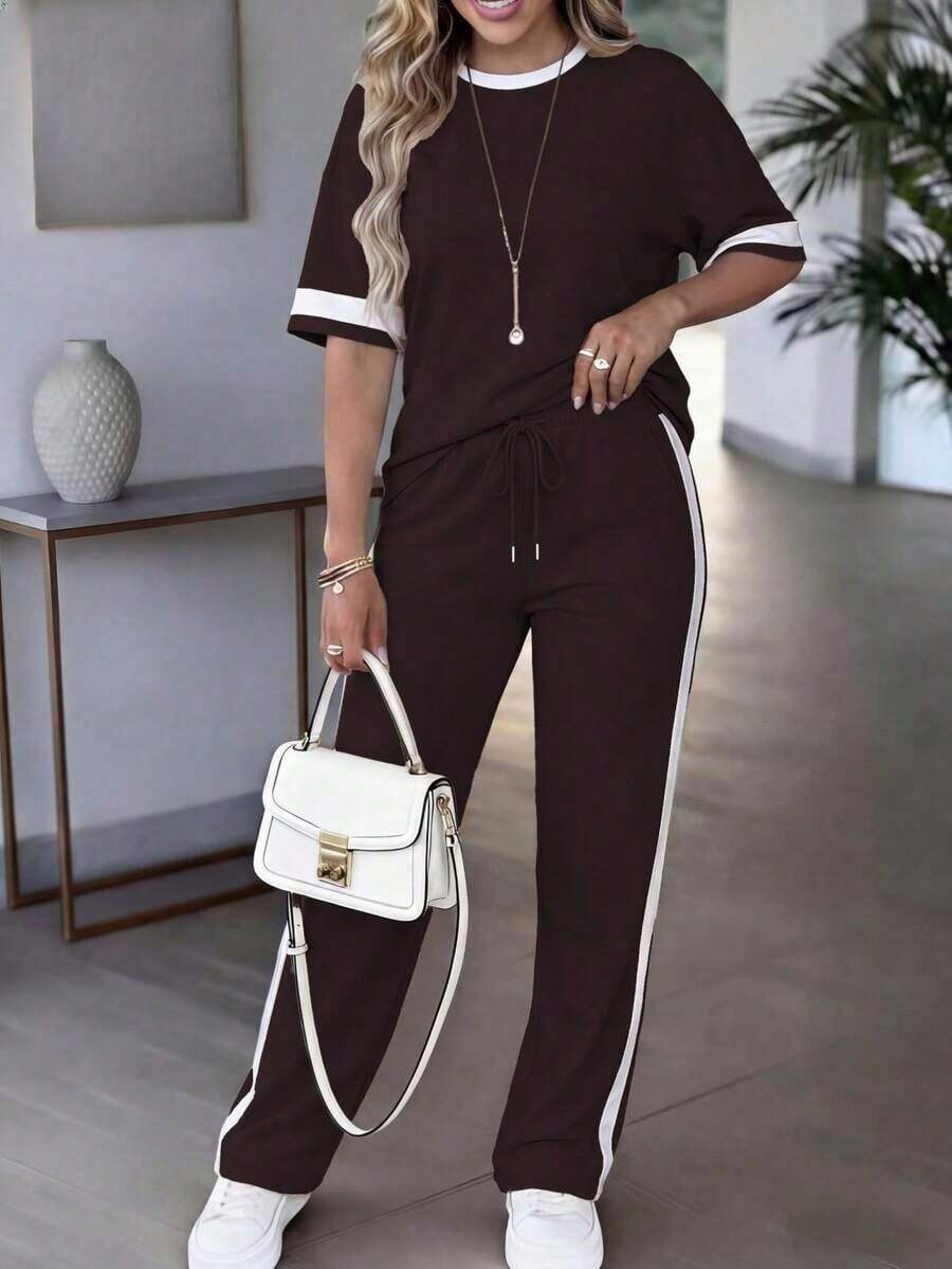 Conjunto de 2 piezas para mujer de primavera/verano, top de manga corta de cuello redondo y contraste de color casual y versátil, y pantalones rectos de cintura alta con cordón - Marrón oscuro 90 - Ver 1