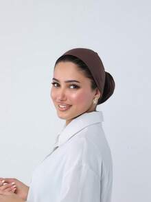 1pc Women's Easy Hijab, Instant Classic Solid Color Hijab, 3 Different Wearing Methods, Versatile & Practical Elastic Hijab, Soft & Comfortable, Suitable For Daily Wear, Sports, Yoga, Beach Towel - Coffee Brown - View 4