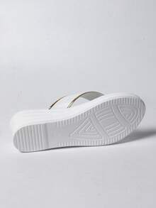 Sandalias de cuña con tira trasera y pedrería de lujo ligero, suela blanda antideslizante de 5.5cm, cómodas y versátiles para playa, desplazamientos y vacaciones - Blanco - Ver 10