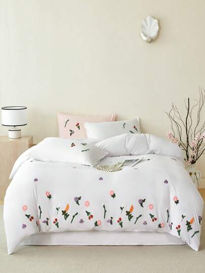 Exquisite Floral Embroidery Bedding Set Soft & Skin-Friendly Fabric, 3 Piecesset 1 Duvet Cover + 2 Pillowcases (Without Any Filling )For A Romantic Bedroom.Fits Twin, Queen, King Size Bed