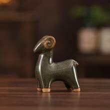 Jun Kiln Ceramic Zodiac Sheep Ornament, With Naturally Vibrant Kiln Glaze Colors, Delicate And Exquisite Traditional Chinese Craftsmanship, And A Warm, Rustic Texture.It Symbolizes The Prosperity Of The Three Elements, Auspicious Fortune, And Peace And Smoothness. It Can Be Used As A Decorative Piece For The Living Room, Study, Or Office Desk, Enhancing The Elegance And Style Of The Space - [Màu xanh da trời] Dê - Xem 7