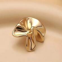 5pcs Asymmetrical Metallic Buttons, Asymmetric 3D Gold Buttons, Luxury Decorative Buttons For Shirts, Dresses, Jackets, Sweaters, Coats - A - View 2