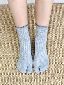 1/4 Pasang Kaos Kaki Minimalis Serbaguna Motif Garis Vertikal dengan Jari Kaki Terpisah, Panjang Setengah Betis - MultiWarna - View 9